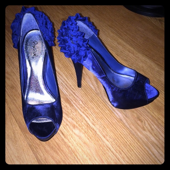 NEW! Dark Royal Blue Ruffle Heel Peep-Toe Pumps - Picture 1 of 4