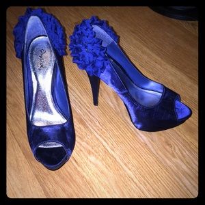 NEW! Dark Royal Blue Ruffle Heel Peep-Toe Pumps