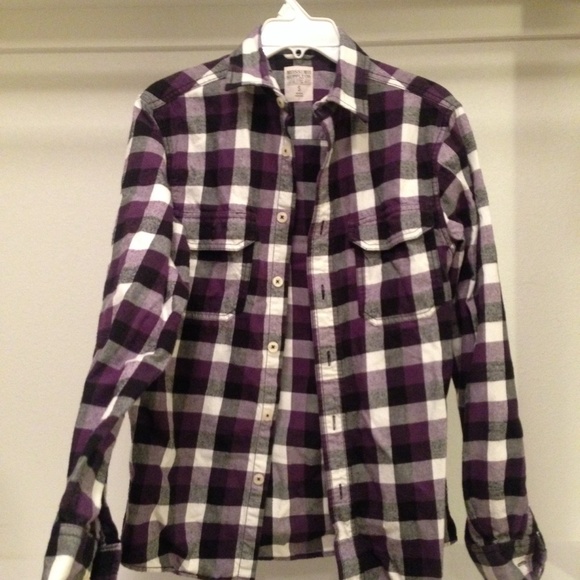 Mossimo flannel button up shirt