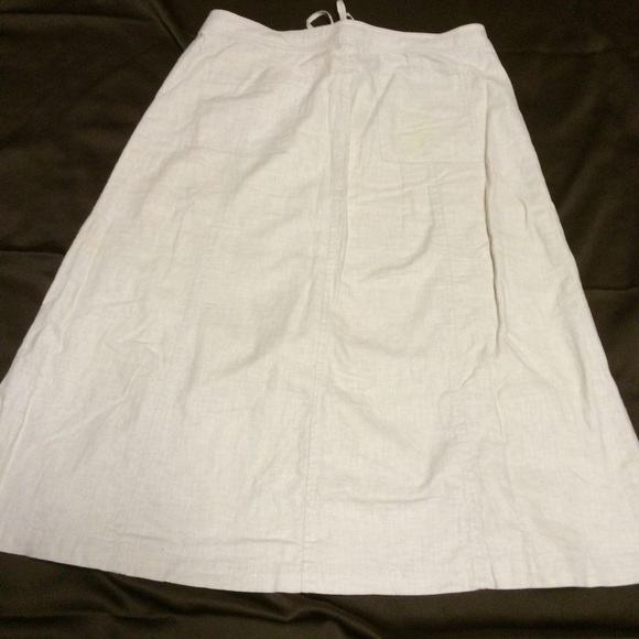 Skirt🌺🌺SOLD🌺🌺 - Picture 2 of 3