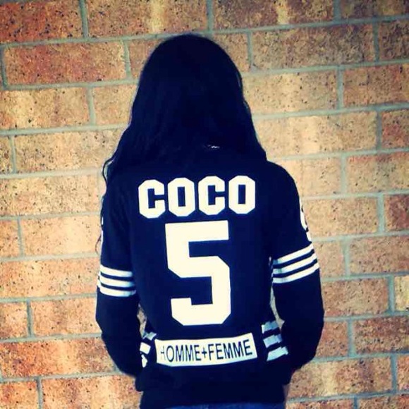 COCO NO 5 CHANEL CREWNECK SWEATER