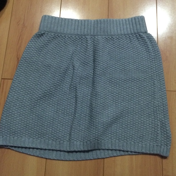 Gray Pencil Skirt - Picture 2 of 2