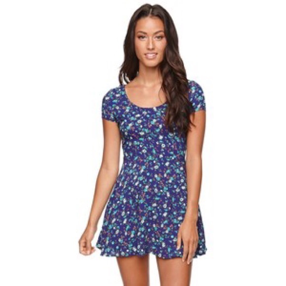 cute blue LA hearts floral cross back dress!