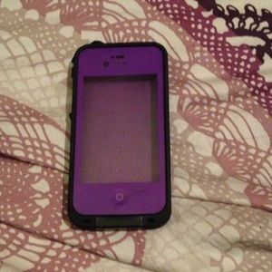 iPhone 4/4S Purple Lifeproof case