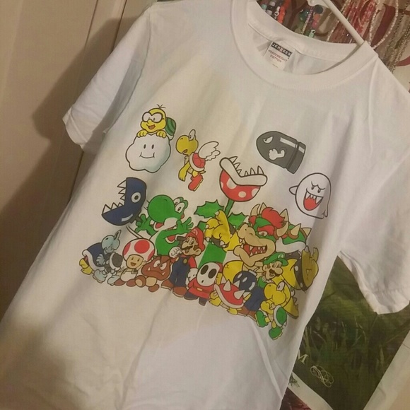 super mario bros tshirt!)