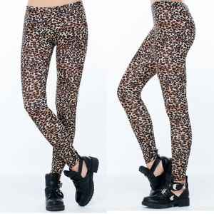 Speckled leopard leggings