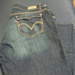 Plus size Levi's
