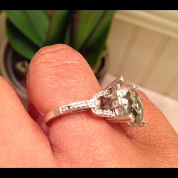 Sterling Silver Prasiolite or Green Amethyst Ring - Picture 4 of 4