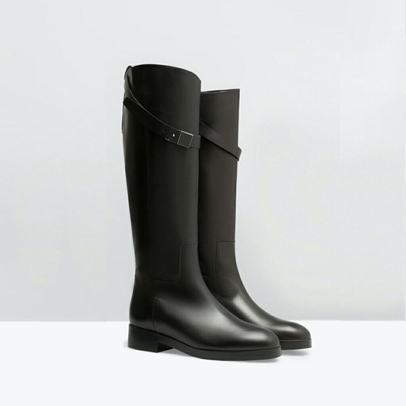 Zara Shoes - 🆕 ZARA Flat Leather Boots