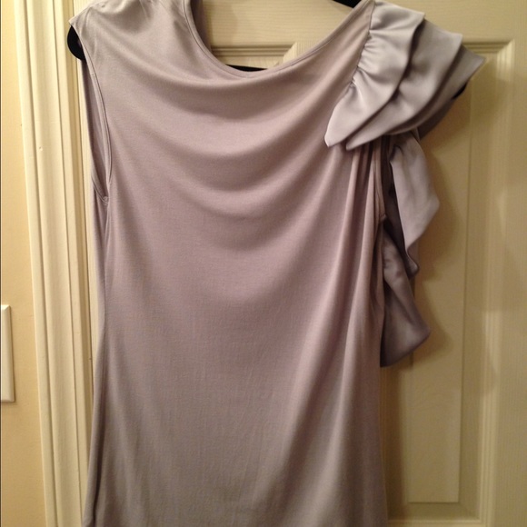 Sleeveless Top With Ruffles - Picture 2 of 3