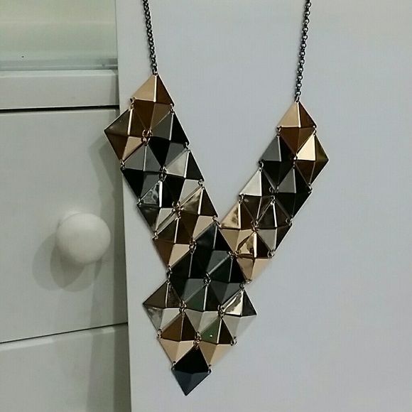 Forever 21 Jewelry - Forever 21 necklace