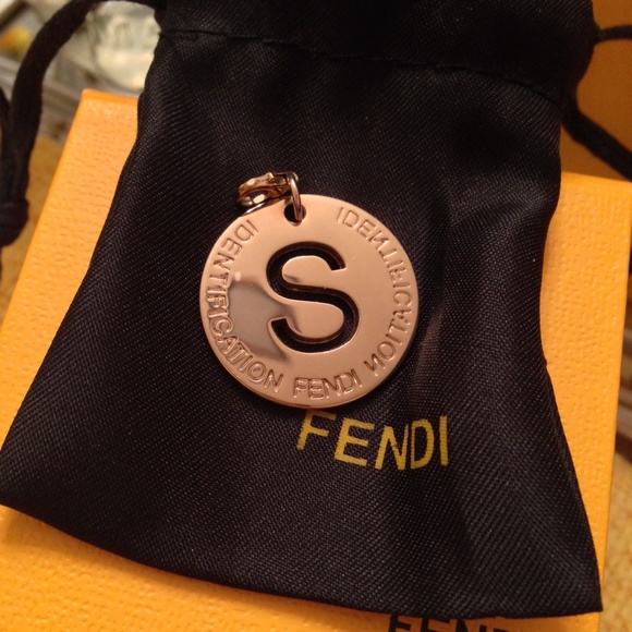 fendi id tag