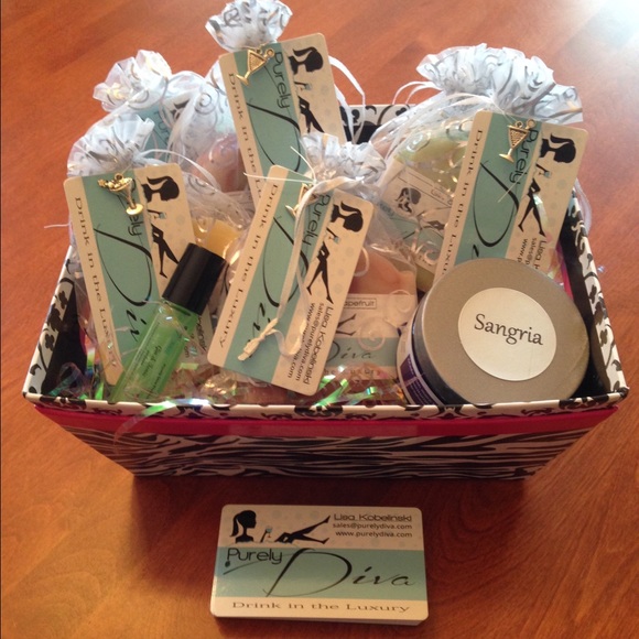 Bundle for Dee