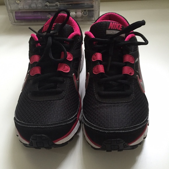 Nike Shoes - ❌SOLD❌❌Nike Dual Fusion Nike Shoes - ❌SOLD❌❌Nike Dual Fusion