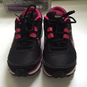 Nike Shoes - ❌SOLD❌❌Nike Dual Fusion Nike Shoes - ❌SOLD❌❌Nike Dual Fusion
