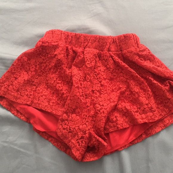 💋❤️💁RESERVED BUNDLE for @hannahnicolew