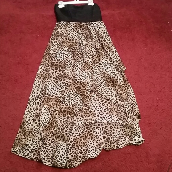 Dress - Picture 1 of 3