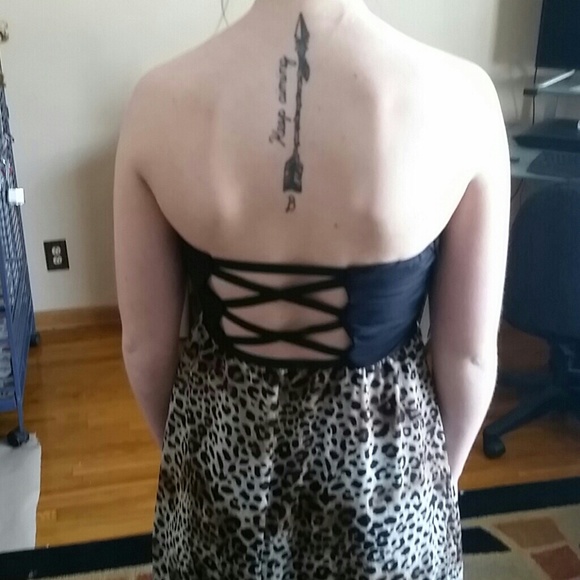 Dress - Picture 2 of 3