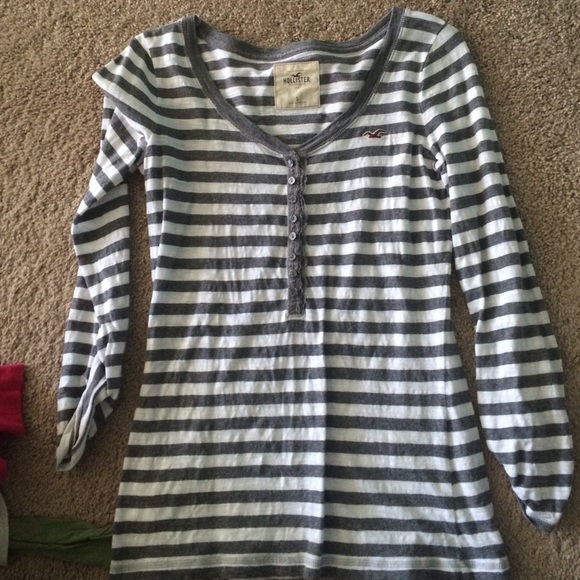 Hollister quarter sleeve