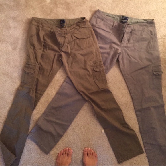 Set of AE stretch cargo pants! Grey/ army green
