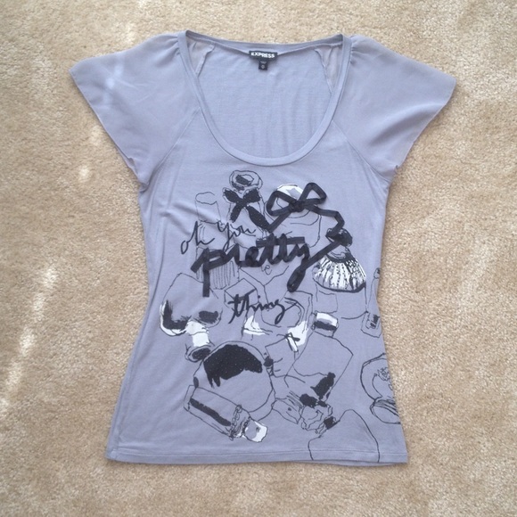 ✂️reduced! EXPRESS Feminine Graphic Tee - Picture 1 of 3