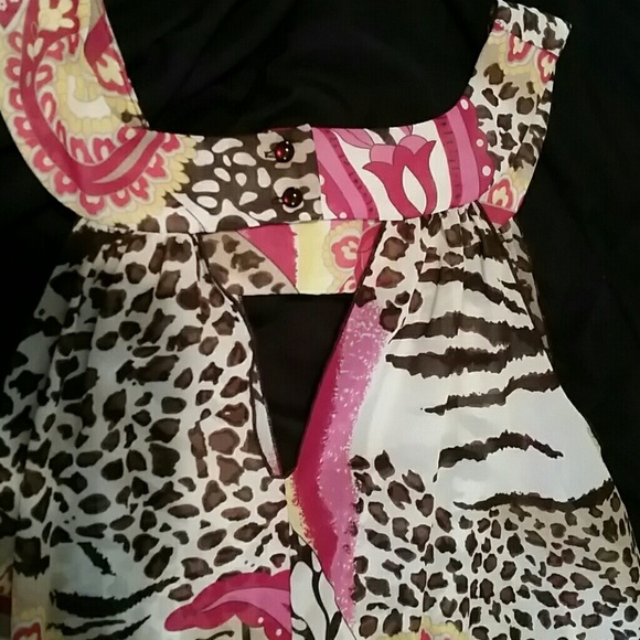 Double walled tank top. Strapless under sheer - Picture 2 of 4