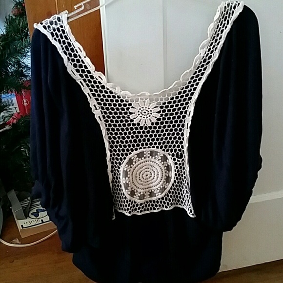 Flowing crop top sweater - Picture 2 of 4