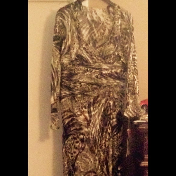 Prom dress! - Picture 3 of 4