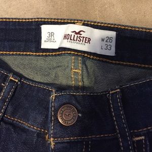 Holster boot cut jeans.