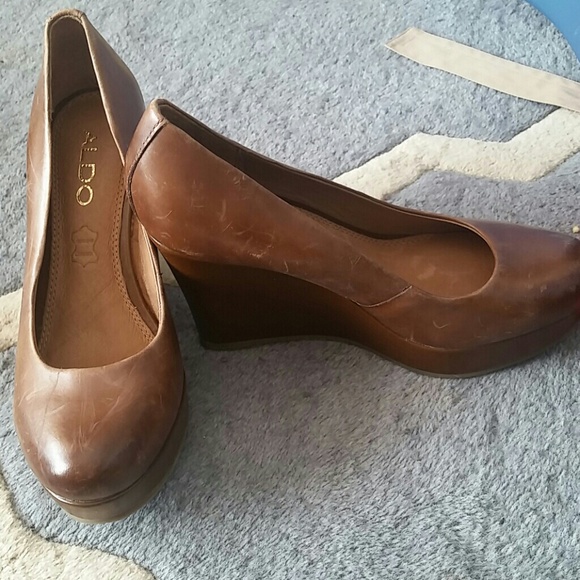 Shoes - Picture 2 of 2