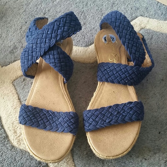 Shoes - Picture 1 of 3
