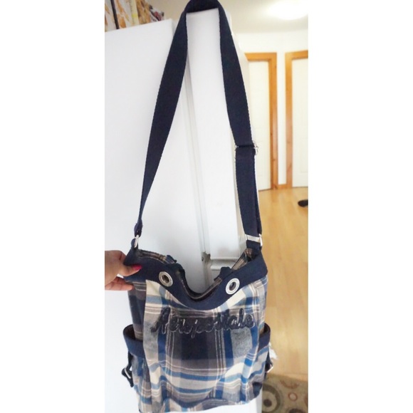 Aeropostale handbag and messenger bag