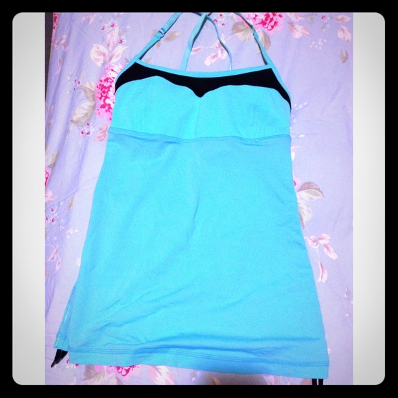 Lulu lemon workout top size 4