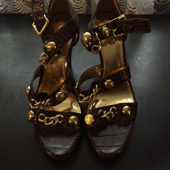 Coach Sandals - Picture 1 of 4
