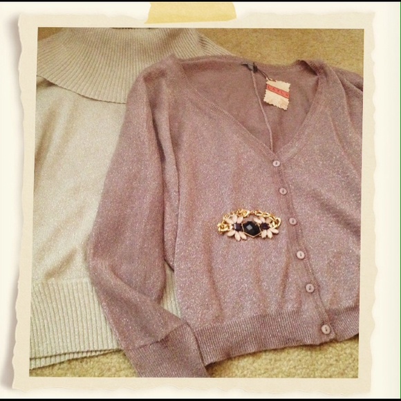 Cream beige shimmer blouse. Anne Klein.