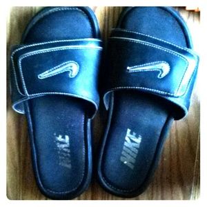 Nike slides