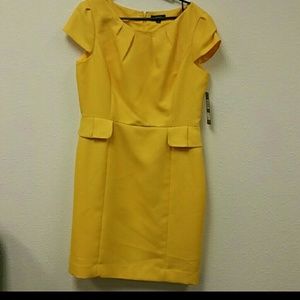 Yellow dress size 14