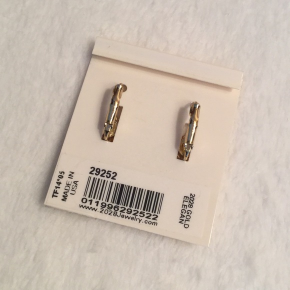 Elegant 💛 Gold & Crystal Earrings 💛 - Picture 2 of 3