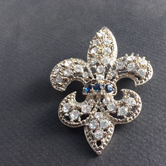 Brooch Fleur De Lis