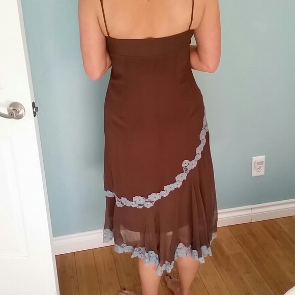 Dresses - Picture 2 of 2