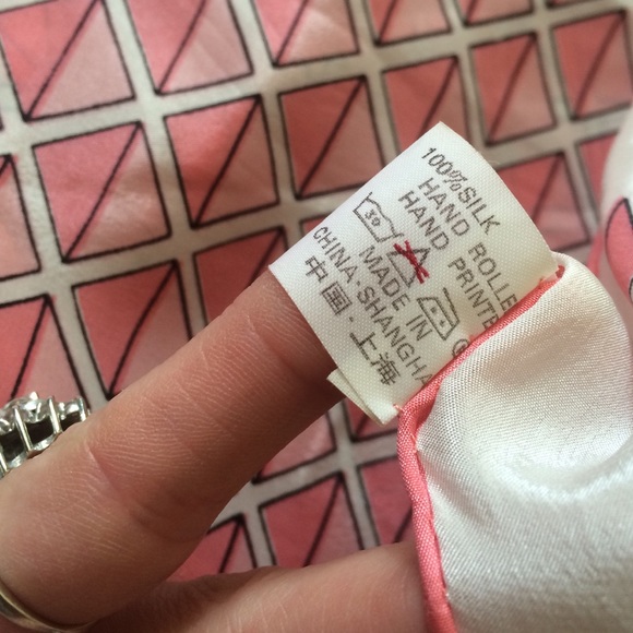 100% silk scarf - Picture 2 of 4