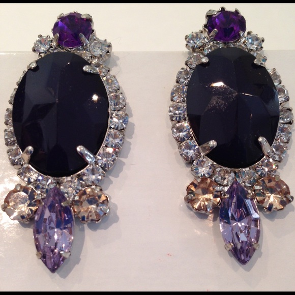 Gorgeous purple/clear/pale yellow pierced earrings