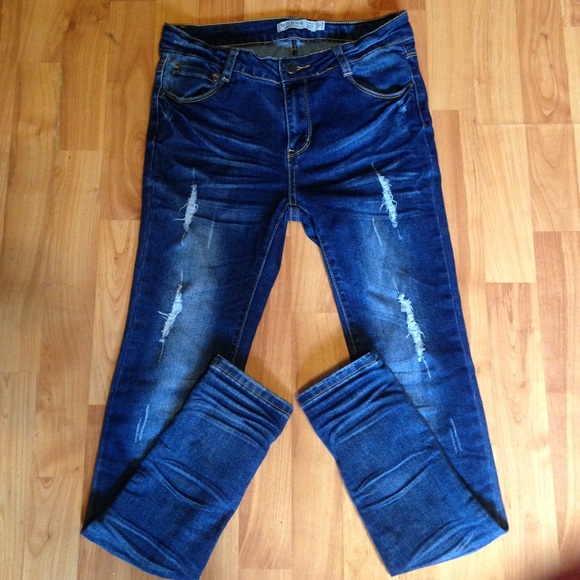 Iris distressed skinny jeans