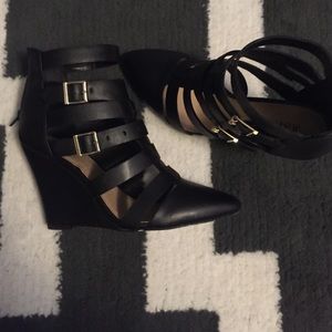 JustFab Shoes only worn Twice!