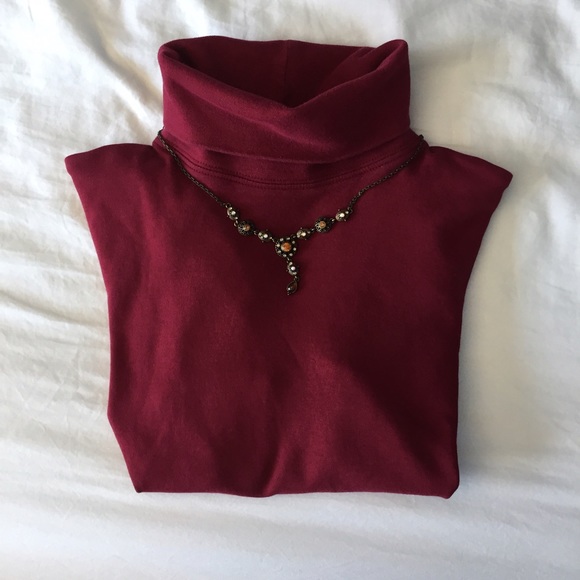 Eagle's Eye basic red turtle neck