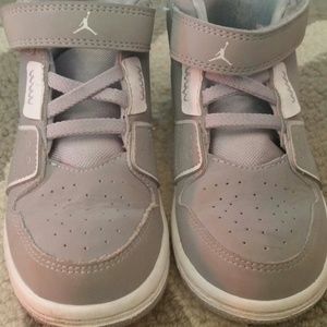 Toddler Nike.. Used Grey and White