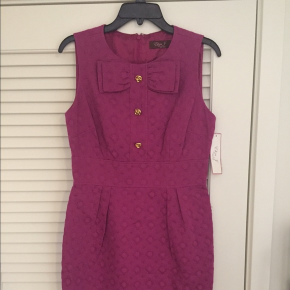 Eliza J Raspberry dress with bow detail