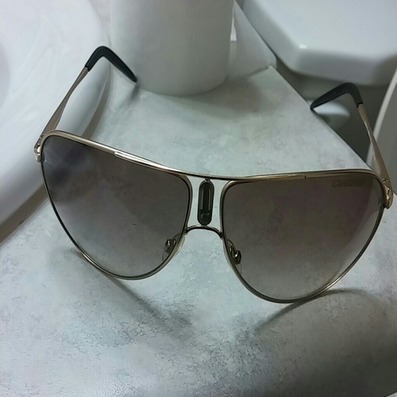 Sunglasses - Picture 3 of 4