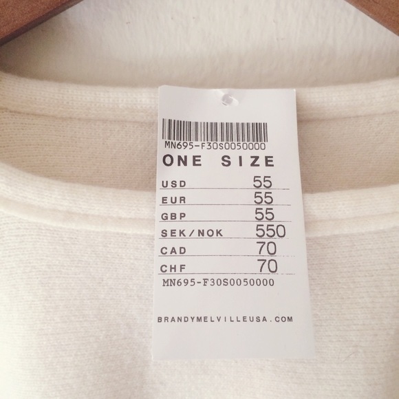 💌SOLD💌 Brandy Melville Debbie Sweater - Picture 3 of 4