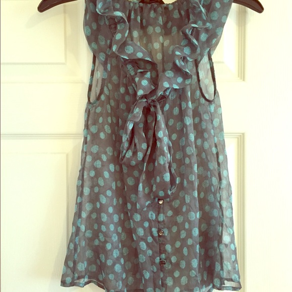 Banana republic ruffle collar top!